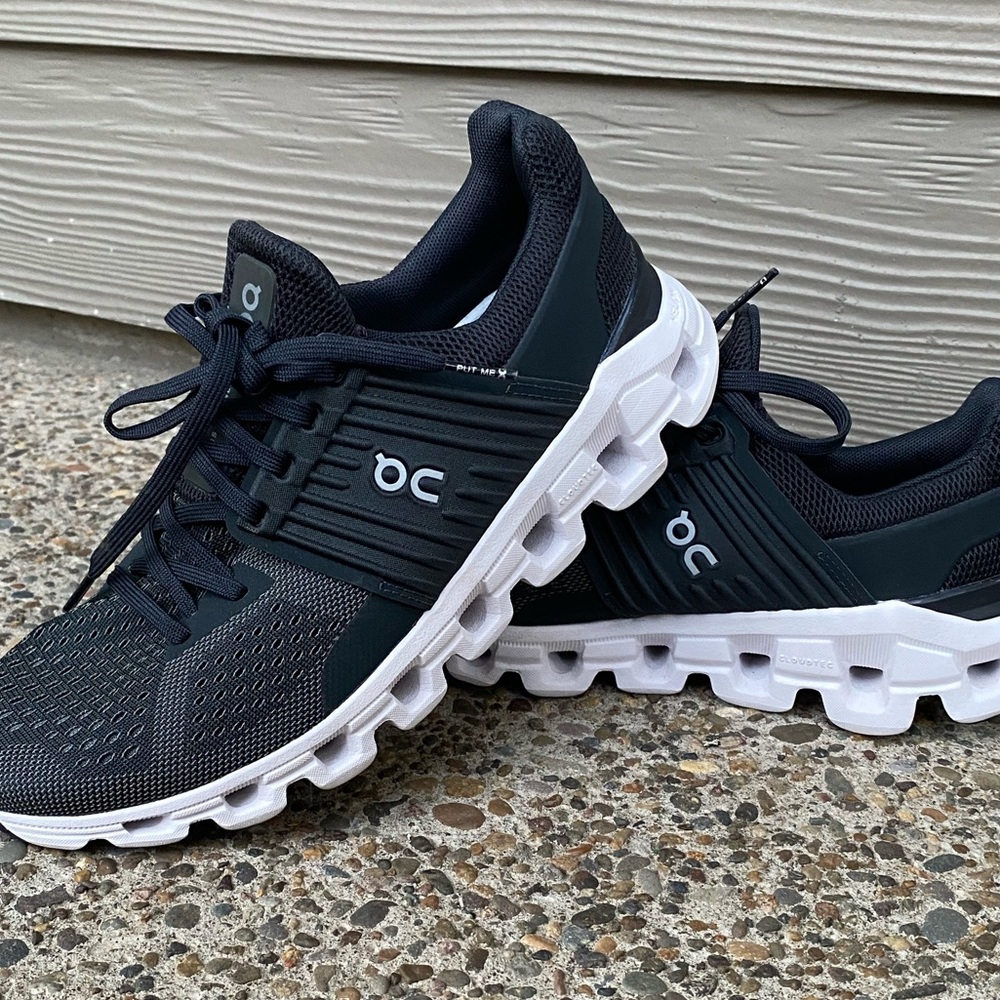 Cloudswift On Running Shoes Size 7.5 (Like new!!)